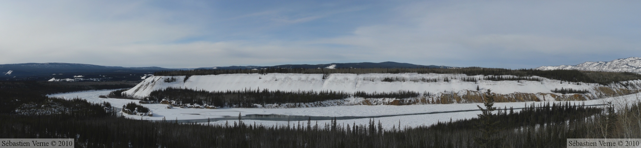 P1190812-Panorama Dempster Winter 06 - Five Fingers Rapids.jpg