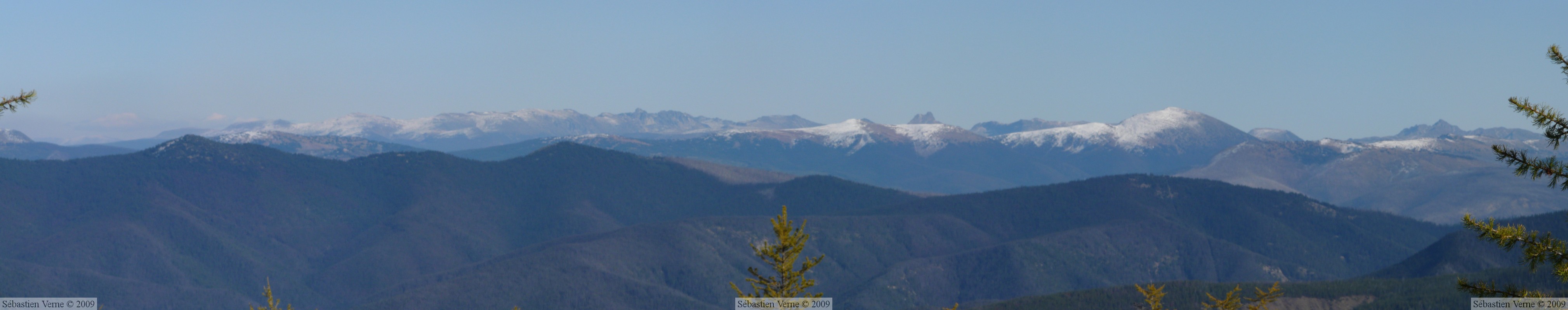 Frosty Mountain panorama 5.jpg