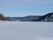 Vue sur le Yukon depuis le pont de glace, Dawson City