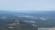 Whitehorse et lac Laberge vus de Golden Horn, Yukon, Canada