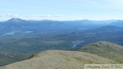 Vue vers le sud (vers Cowley et Carcross) de Golden Horn, Whitehorse, Yukon, Canada